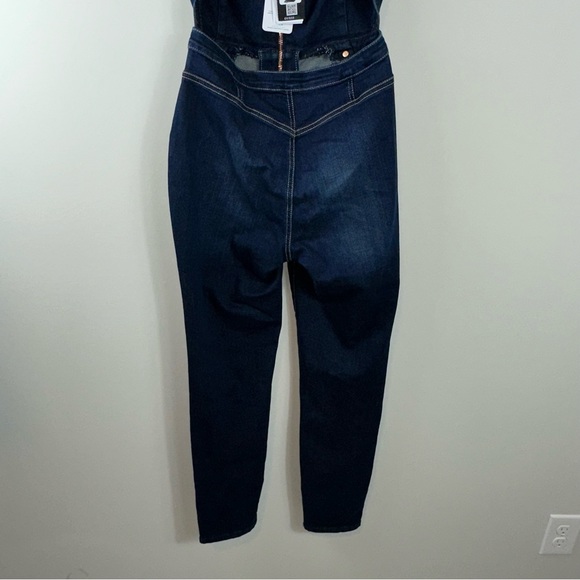 COPY - Guess Reina Jumpsuit Size 31x28 - Picture 9 of 15